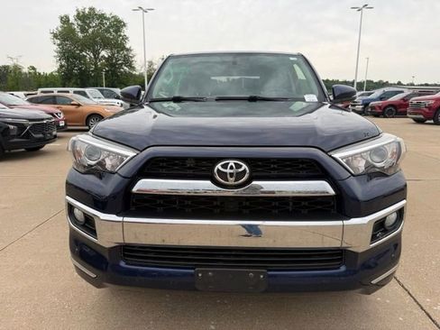 Used 2019 Toyota 4Runner Limited AWD/4WD image 8