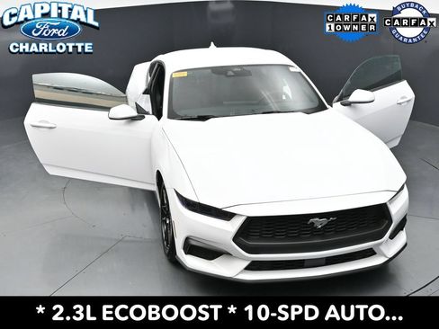 Used 2026 Ford Mustang Coupe RWD image 30