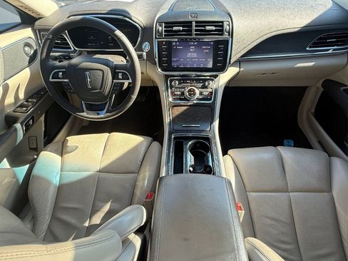 Used 2020 Lincoln Continental w/ Premium Package image 14