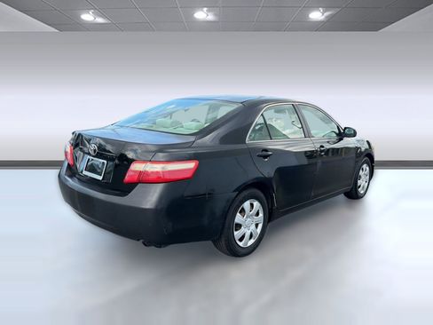 Used 2008 Toyota Camry LE FWD image 8