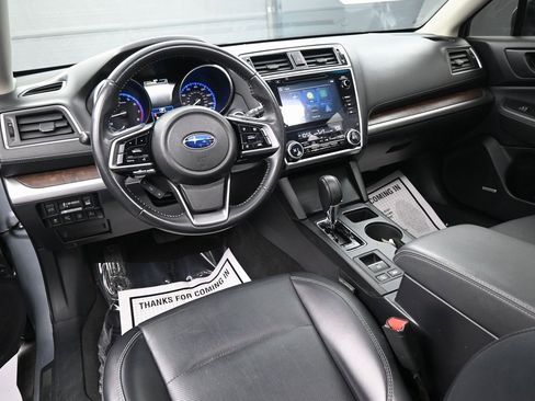 Used 2018 Subaru Outback 2.5i Limited image 9