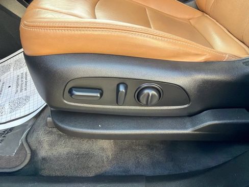 Used 2019 Buick Enclave Premium w/ Experience Buick Package AWD/4WD image 27