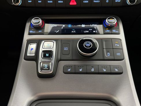 Used 2025 Hyundai Palisade Calligraphy FWD image 21
