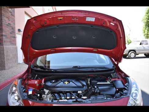 Used 2016 Hyundai Elantra GT image 36