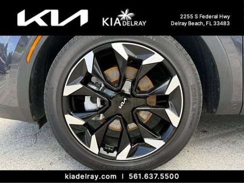 Used 2025 Kia Sorento EX w/ Panoramic Sunroof Package FWD image 35