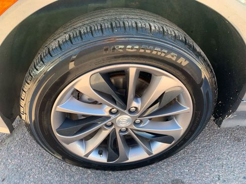 Used 2020 Buick Encore GX Select w/ Experience Buick Package image 9