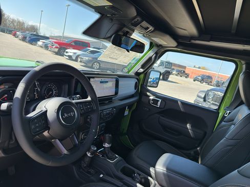 New 2026 Jeep Wrangler Willys AWD/4WD image 25