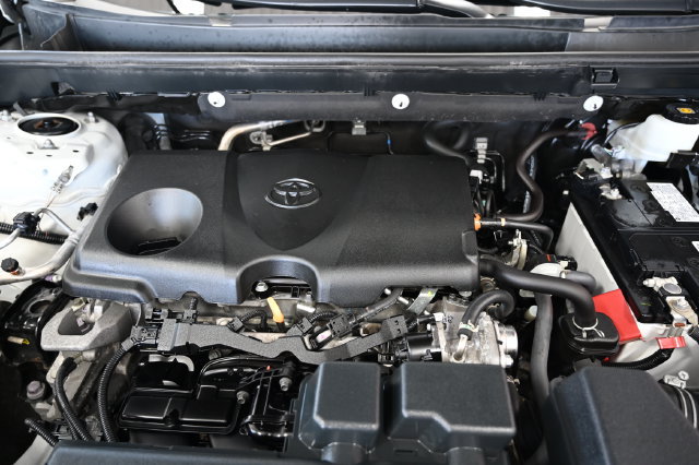 Used 2022 Toyota RAV4 XLE AWD/4WD image 31