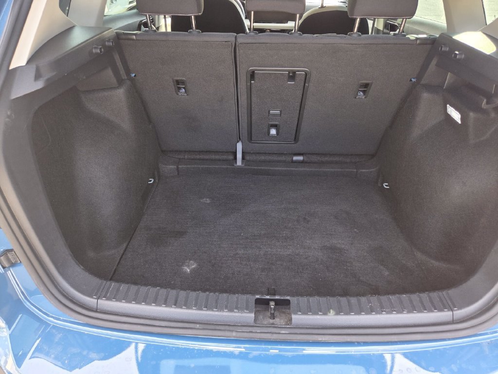 Used 2025 Volkswagen Taos S FWD image 25