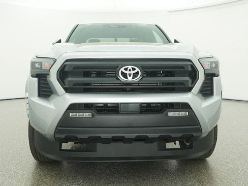 New 2026 Toyota Tacoma SR5 image 4