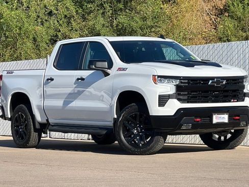 New 2026 Chevrolet Silverado 1500 LT Trail Boss w/ Convenience Package II image 2
