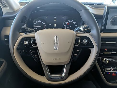 Certified 2022 Lincoln Corsair AWD w/ Equipment Group 101A image 14