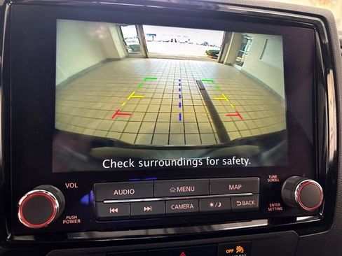 Used 2024 Nissan Frontier PRO-4X w/ Technology Package AWD/4WD image 12