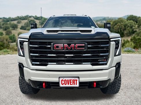 Used 2026 GMC Sierra 2500 AT4 w/ AT4 Premium Plus Package AWD/4WD image 2
