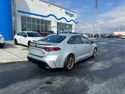 Used 2024 Toyota Corolla Sedan w/ SE Convenience Package image 8