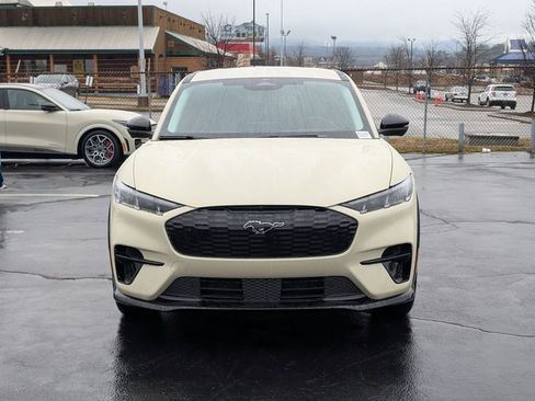 Used 2025 Ford Mustang Mach-E Premium w/ Sport Appearance Package image 7