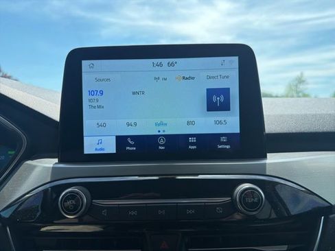 Used 2021 Ford Escape Titanium AWD/4WD image 29