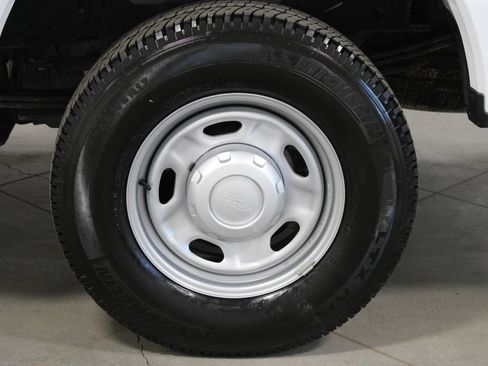 Used 2025 Ford F250 XL w/ FX4 Off-Road Package AWD/4WD image 22