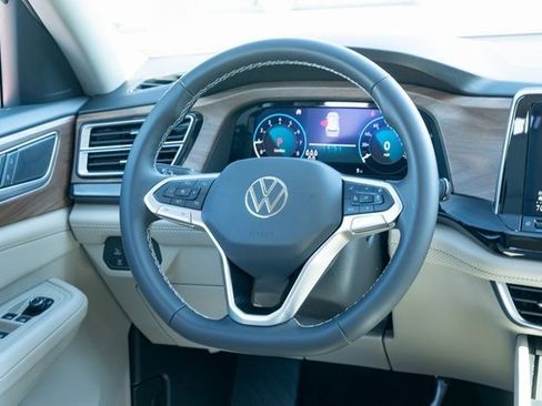 New 2026 Volkswagen Atlas SE image 30