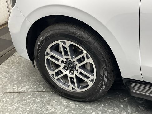 Certified 2025 Ford Expedition Active AWD/4WD image 41