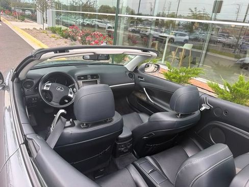 Used 2012 Lexus IS 250C w/ Luxury Pkg RWD image 10