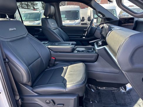 Certified 2025 Ford Expedition Max Platinum w/ Stealth Performance Package image 23