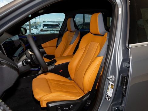 Used 2025 BMW X3 xDrive30i w/ Premium Package image 34