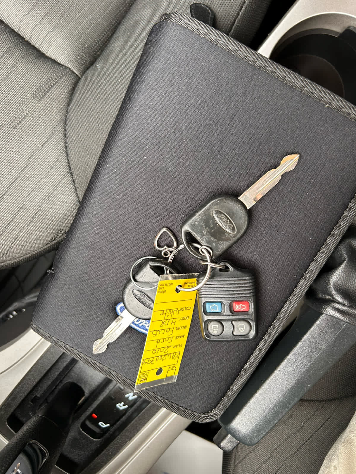 Used 2010 Ford Focus SE FWD image 19
