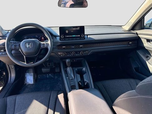Used 2023 Honda Accord EX image 21