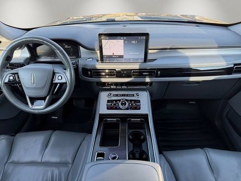 Used 2020 Lincoln Aviator Reserve w/ Equipment Group 201A AWD/4WD image 12