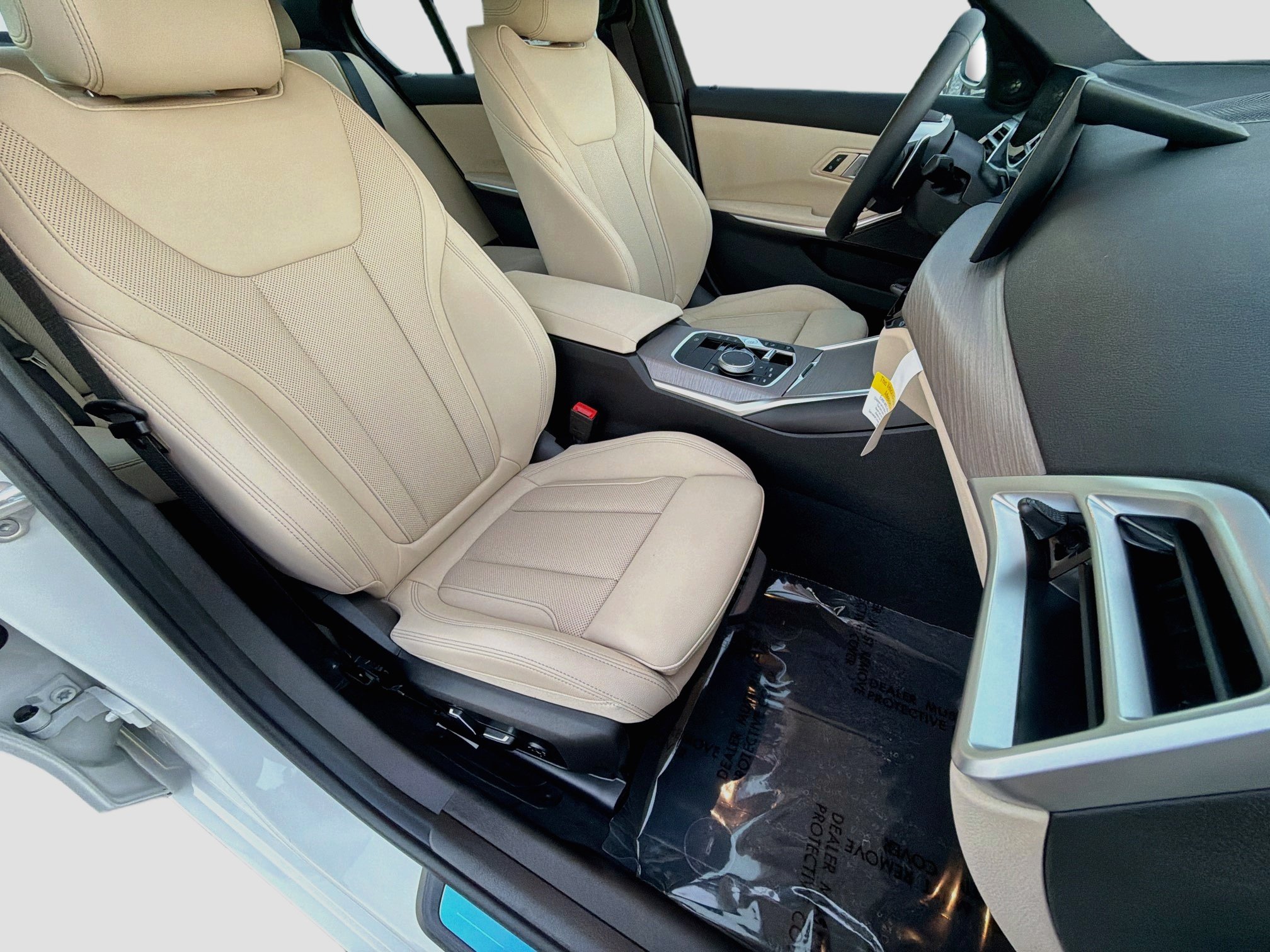 New 2026 BMW 330i Sedan w/ Premium Package RWD image 15