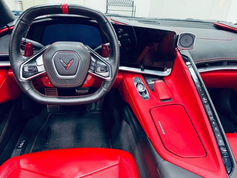 Used 2021 Chevrolet Corvette Stingray Premium Conv w/ Z51 Performance Package image 36