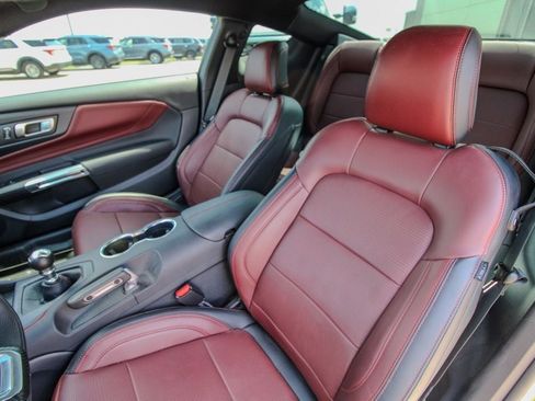 Used 2026 Ford Mustang GT Premium w/ GT Performance Package RWD image 13