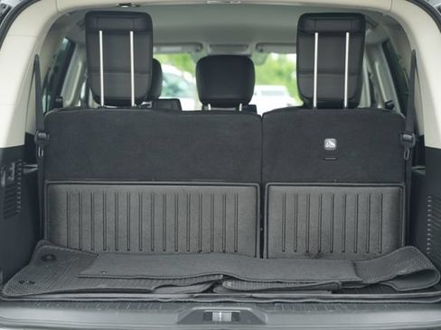 Used 2024 Nissan Armada SV w/ Cargo Package AWD/4WD image 18