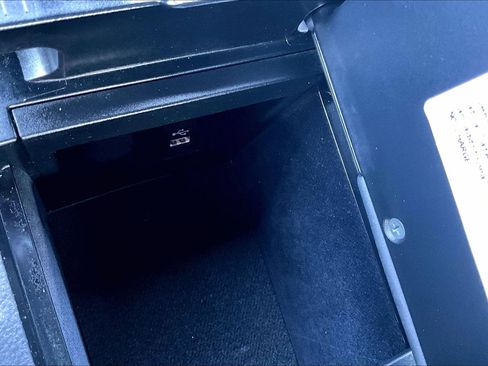 Used 2023 Toyota Crown Platinum image 32