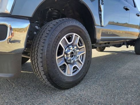 Used 2024 Ford F250 Lariat image 10