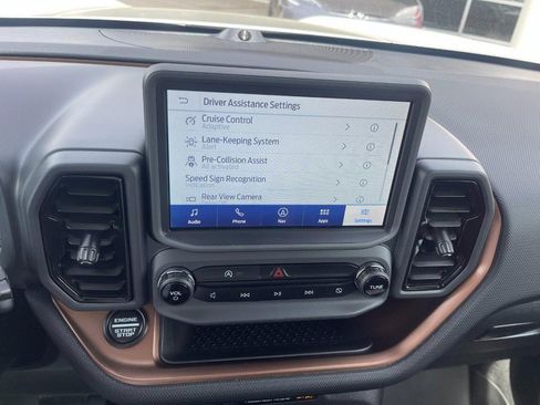Used 2024 Ford Bronco Sport Outer Banks w/ Tech Package AWD/4WD image 33