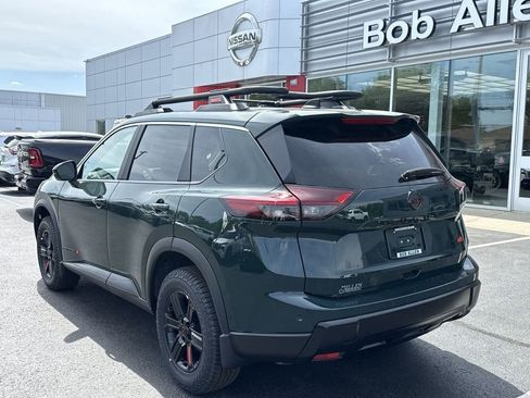 New 2026 Nissan Rogue SV AWD/4WD image 12