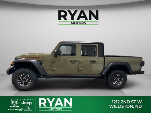 New 2026 Jeep Gladiator Mojave w/ Technology Group AWD/4WD image 6