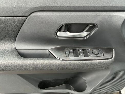 New 2026 Nissan Kicks SV w/ Charging Package FWD image 14