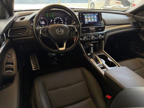Used 2022 Honda Accord Sport image 12