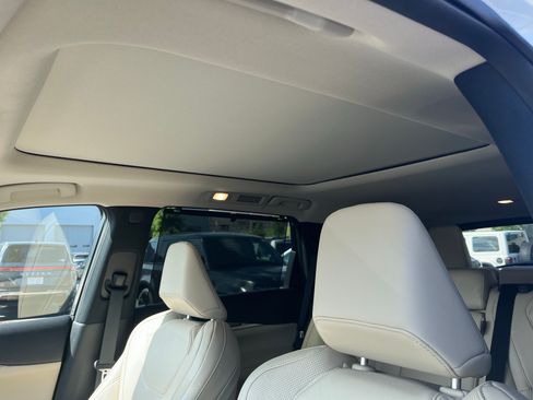 Used 2023 INFINITI QX60 Luxe w/ Cargo Package AWD/4WD image 18