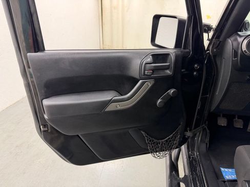 Used 2011 Jeep Wrangler Sport AWD/4WD image 14