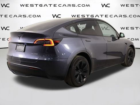 Used 2023 Tesla Model Y Long Range image 44