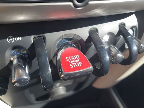 Used 2023 MINI Cooper Countryman S w/ Signature Upholstery Package image 31