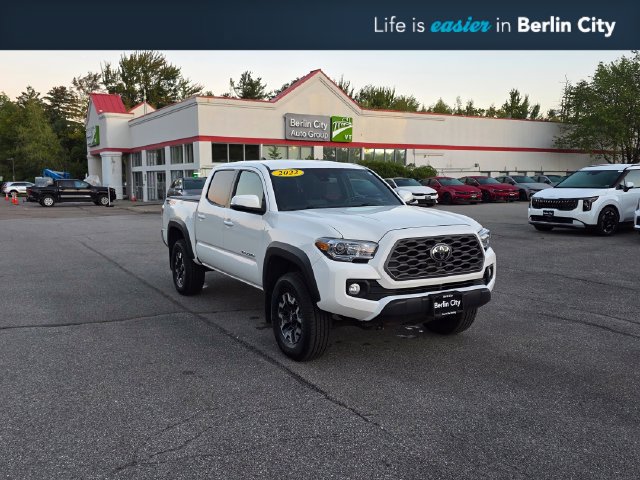 Used 2022 Toyota Tacoma TRD Off-Road AWD/4WD image 1