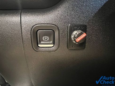 Used 2021 Chevrolet Silverado 1500 Custom Trail Boss w/ LPO, Dark Essentials Package image 40