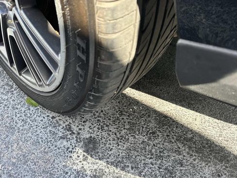 Used 2010 Ford Mustang GT image 6