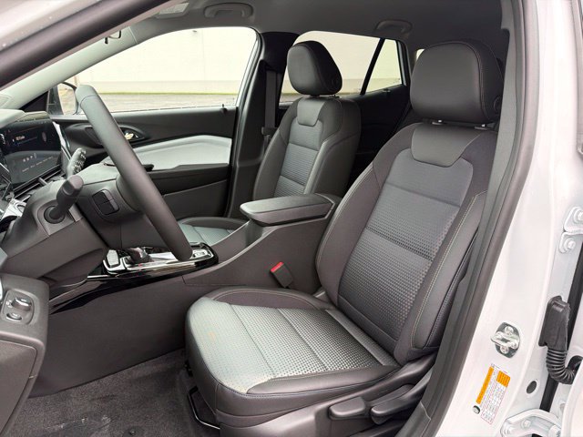 New 2026 Chevrolet Trax LT w/ Driver Confidence Package FWD image 11