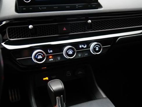 Certified 2022 Honda Civic Sport image 25